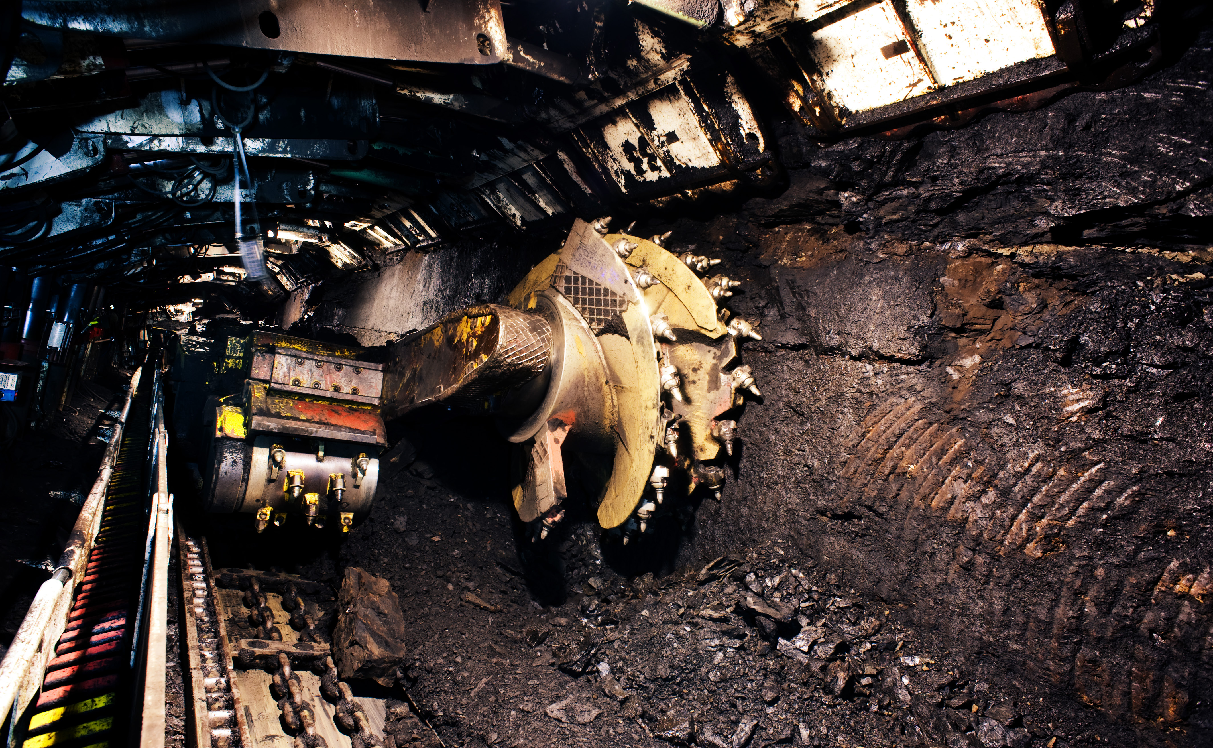 Industrial cutting head at rock face